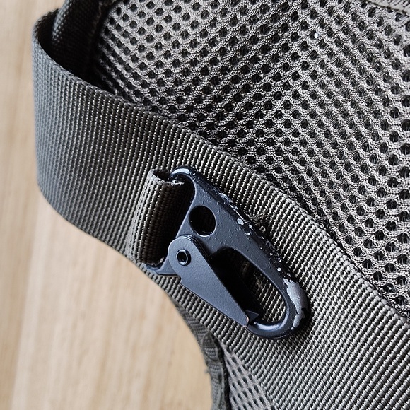 πͺ Red Rock Side Sling Tactical Hiking Hip Belt Bag. Olive Drab Green - Picture 14 of 16